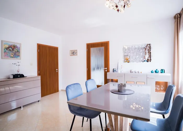 Black Sea Centre By Flat Manаger Apartman